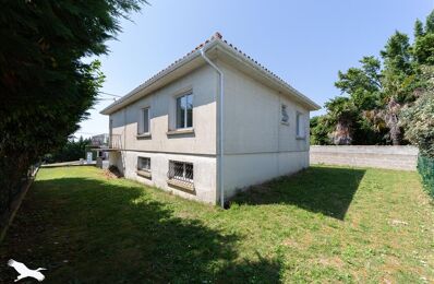 vente maison 223 650 € à proximité de Saint-Martin-Lacaussade (33390)