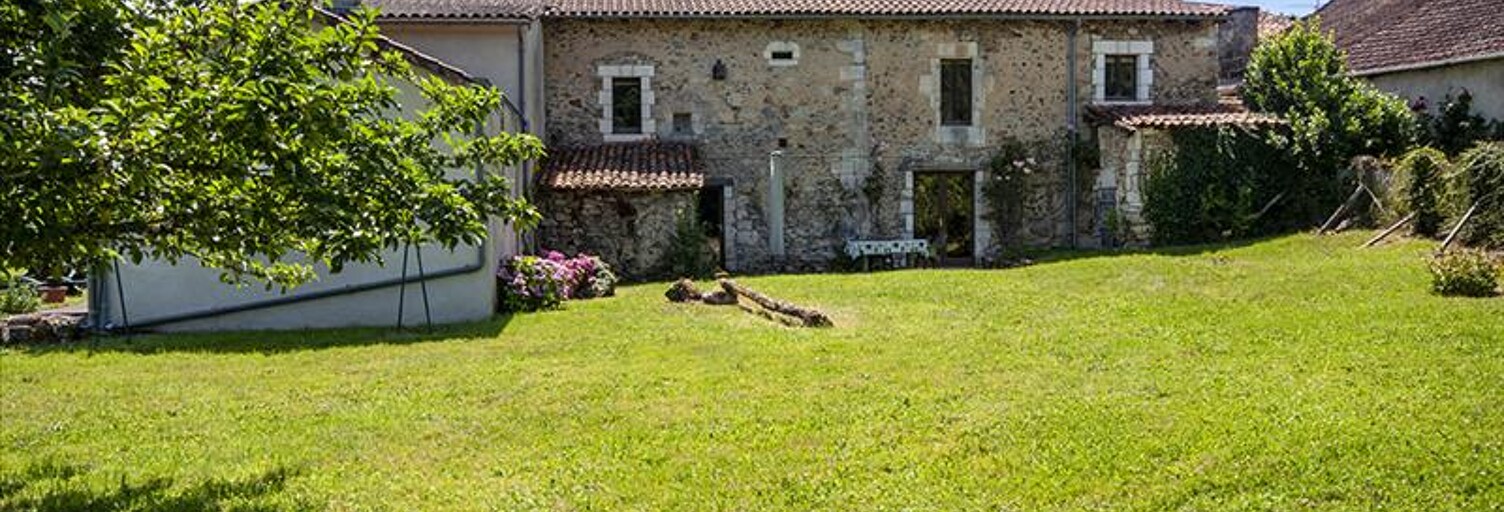 Maison 4 Pièces 136 m² à vendre à Saint-Félix-de-Bourdeilles (24340)