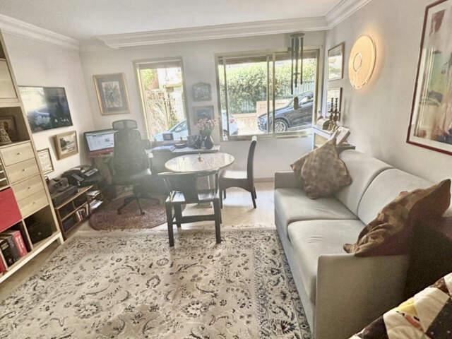 CANNES CENTRAL T2/T3 DE 53M2 BALCON PROCHE CROISETTE 4245EUR/M — photo du bien