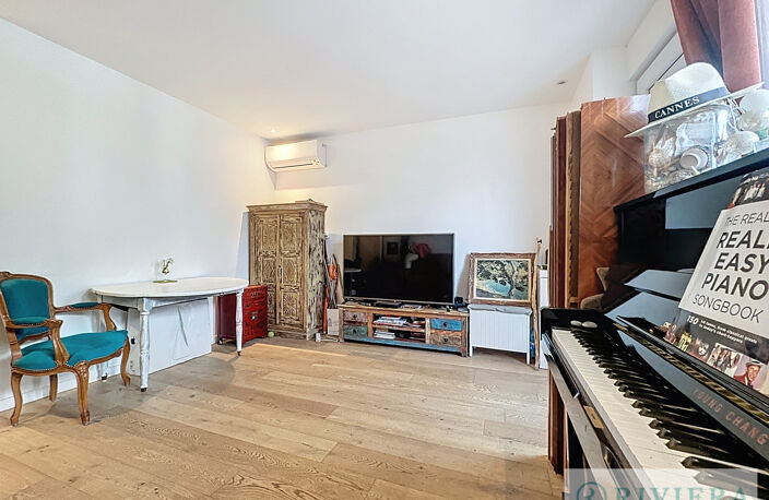 CANNES PETIT JUAS BAS  VILLA T2 DE 40M2 REFAIT A NEUF REZ DE — photo 2