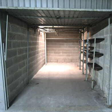 Garage 12 m²