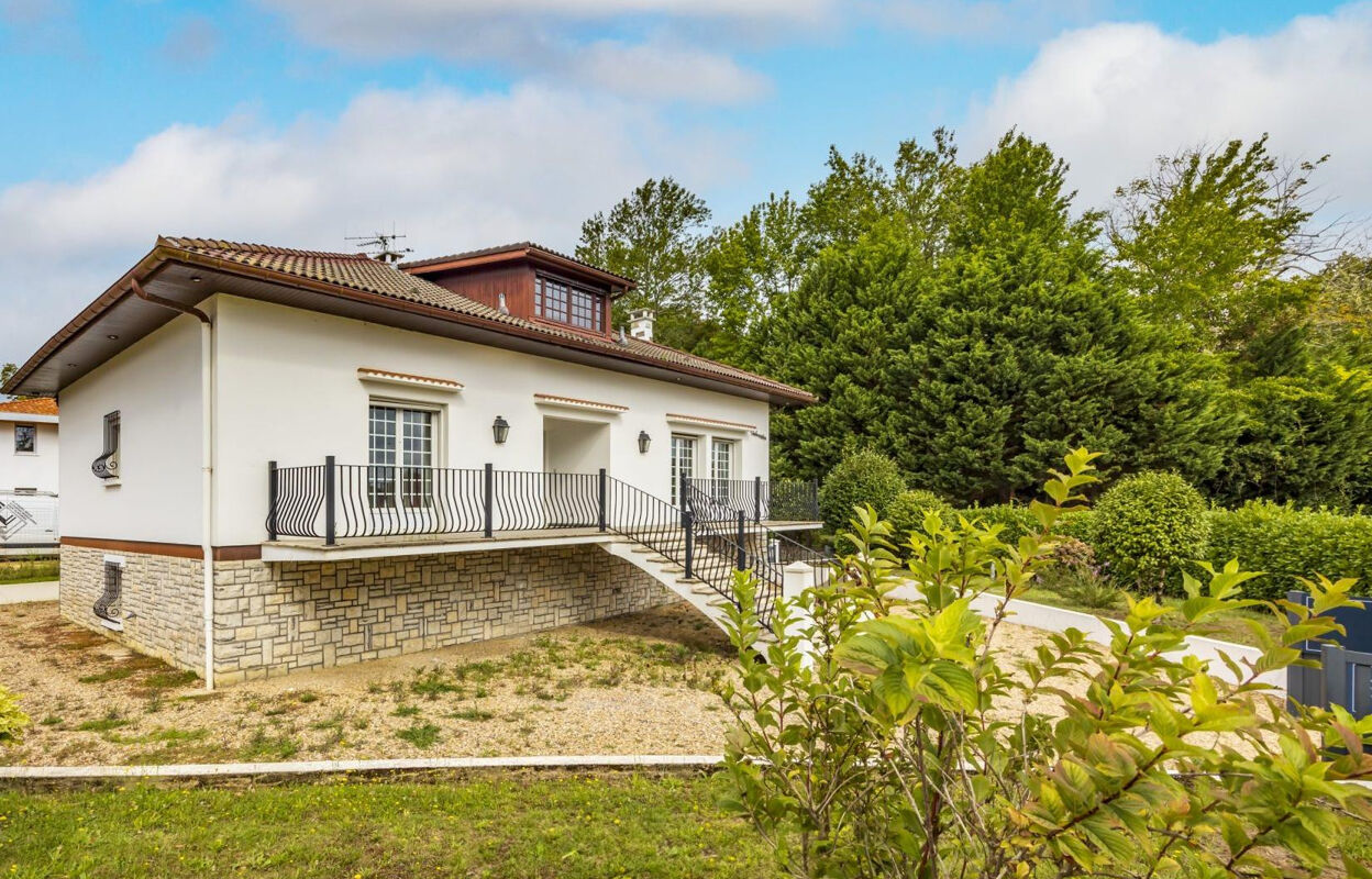 maison 5 pièces 123 m2 à vendre à Saint-Martin-de-Seignanx (40390)