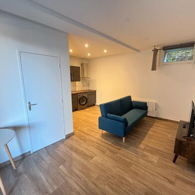 Appartement 1 pièces 340 €