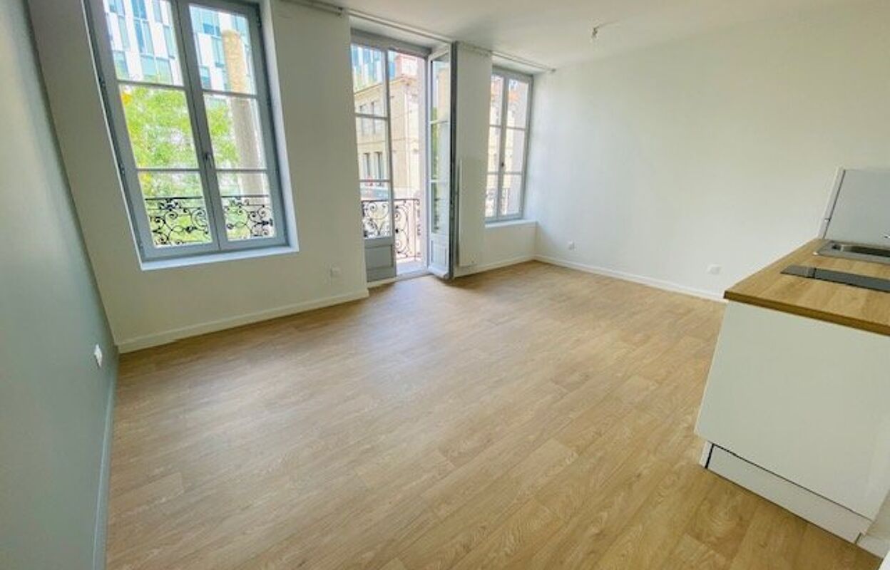 appartement 2 pièces 37 m2 à louer à Saint-Étienne (42000)