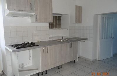 location maison 915 € CC /mois à proximité de Landiras (33720)