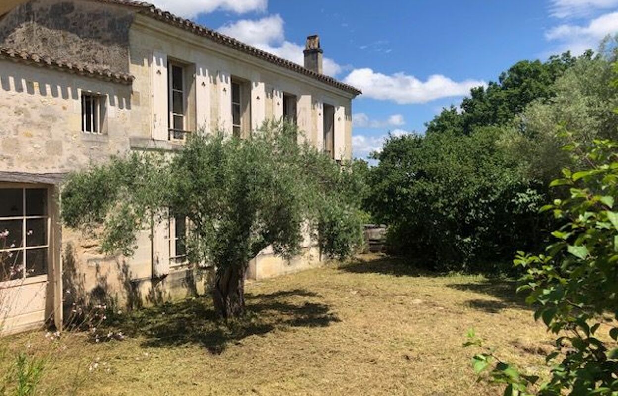 maison 5 pièces 221 m2 à vendre à Asques (33240)