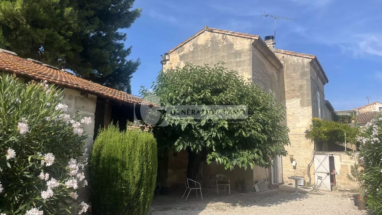 maison 6 pièces 88 m2 à vendre à Fontvieille (13990)