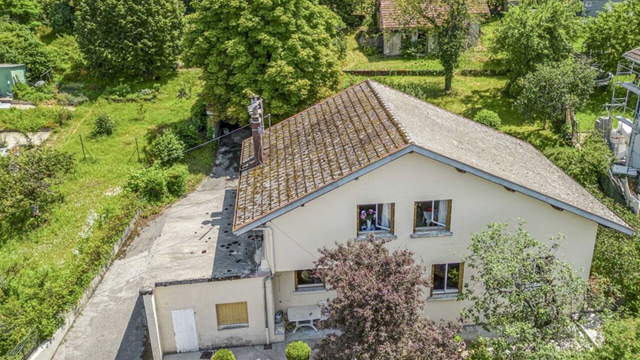 maison 5 pièces 161 m2 à vendre à Oyonnax (01100)