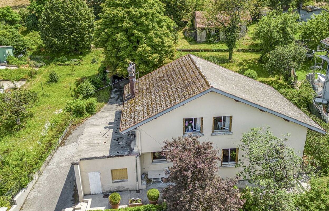 maison 5 pièces 161 m2 à vendre à Oyonnax (01100)