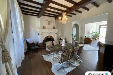 Appartement 7 pièces 330000 €