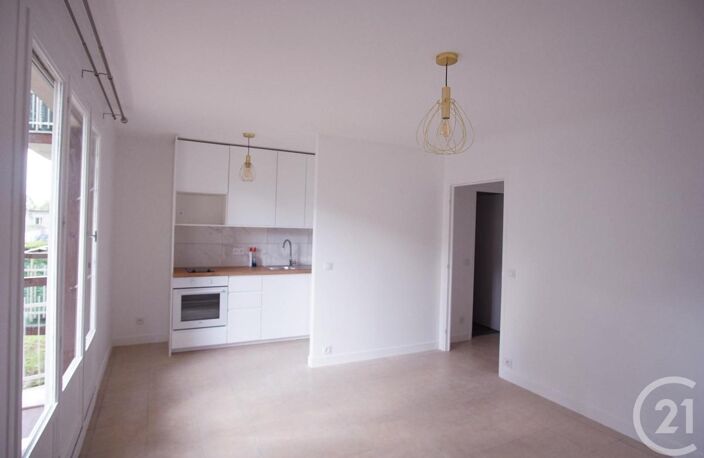 Locaux/Biens immobiliers — photo 2