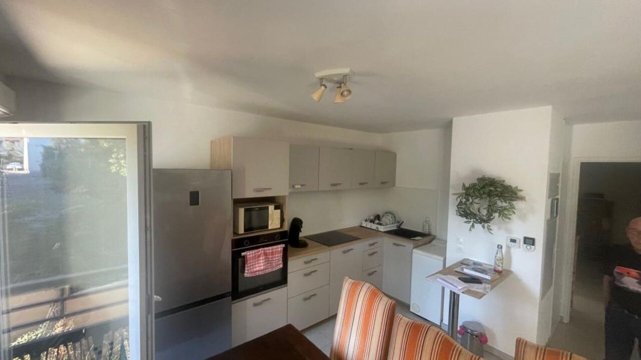 appartement 3 pièces 63 m2 à vendre à Six-Fours-les-Plages (83140)