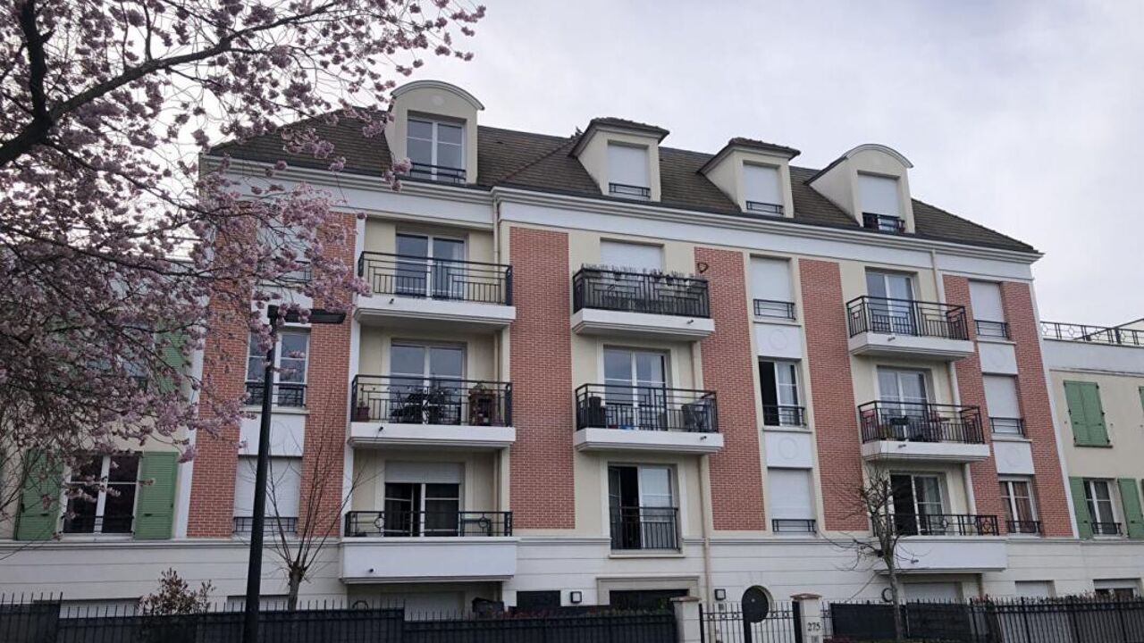 appartement 3 pièces 76 m2 à vendre à Plaisir (78370)