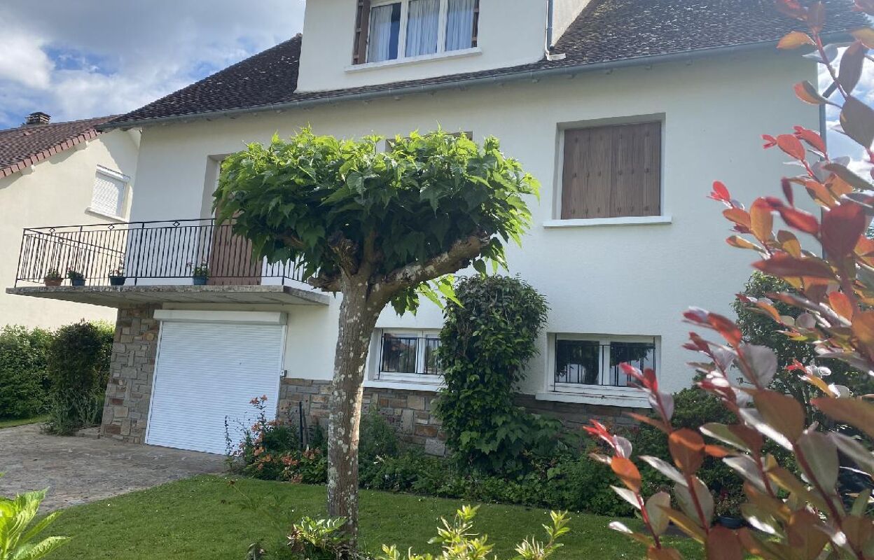 maison 5 pièces 106 m2 à vendre à Magnac-Bourg (87380)