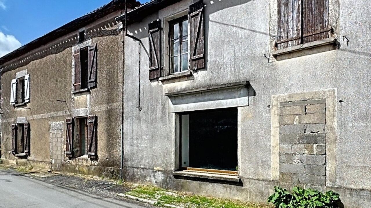 maison 5 pièces 170 m2 à vendre à Coulgens (16560)