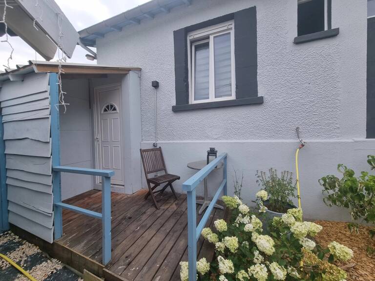 T1 BIS MEUBLÉ - SAINT-JEAN-LE-BLANC AVEC TERRASSE ET STATIONNEMENT — photo 1