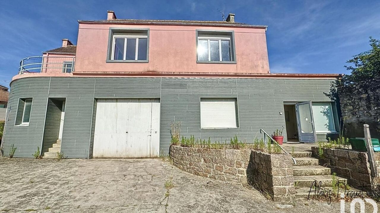 maison 10 pièces 360 m2 à vendre à Saint-Pierre-Église (50330)