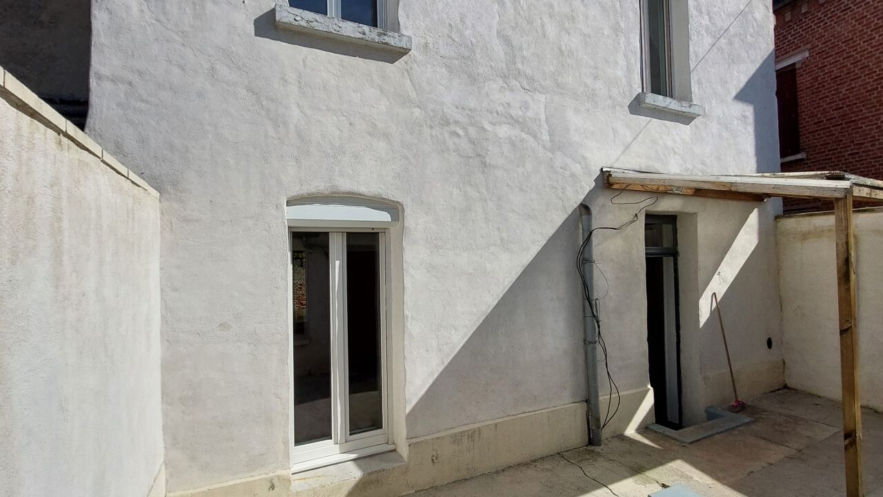 maison 6 pièces 107 m2 à vendre à Ham (80400)