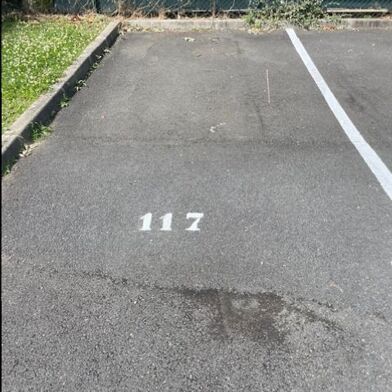 Parking 15 m²