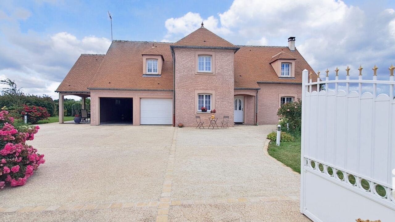 maison 7 pièces 205 m2 à vendre à Savigny-sur-Clairis (89150)