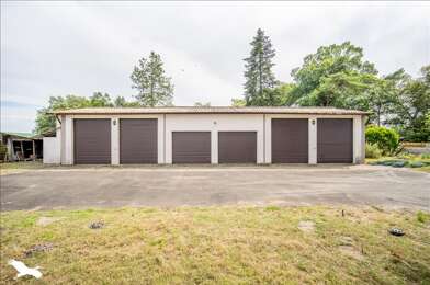 Immeuble  296800 €