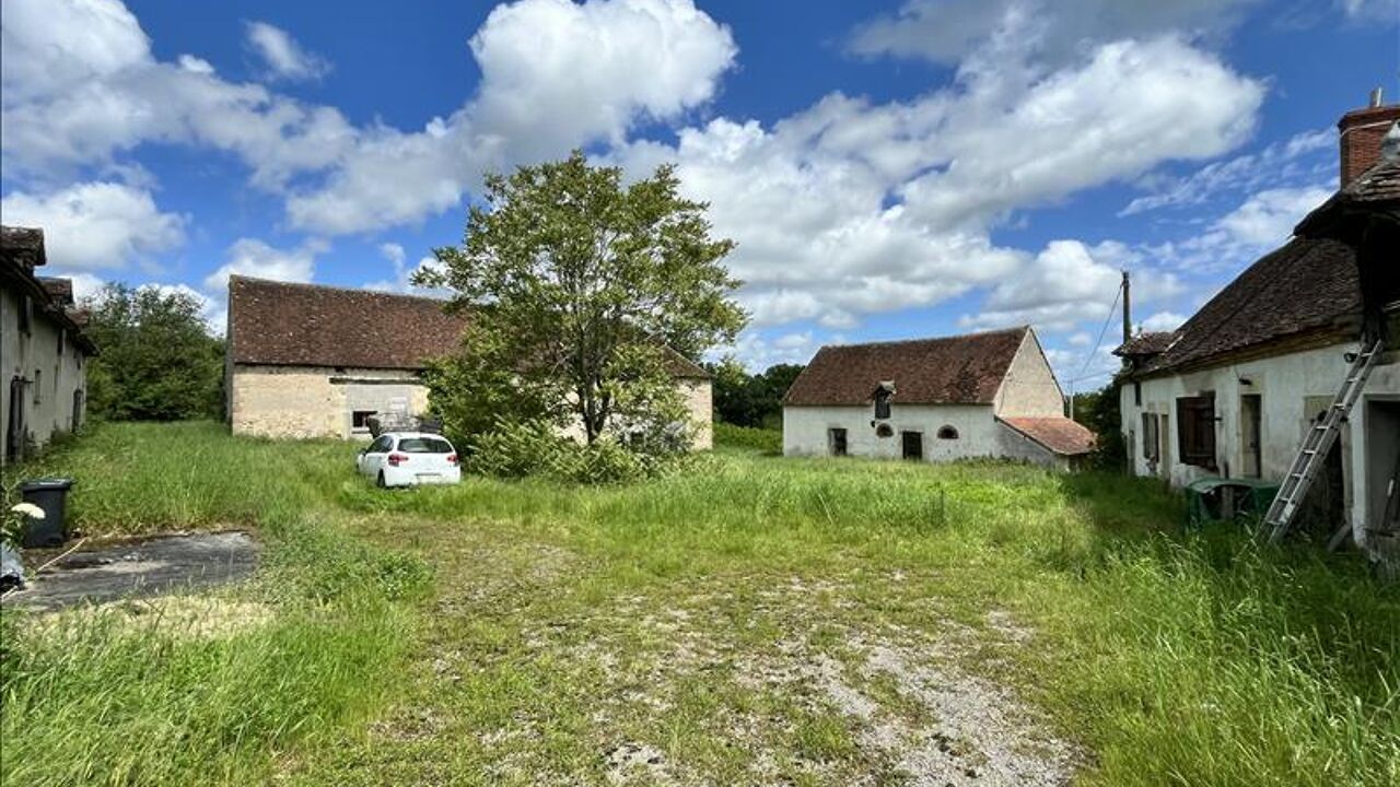 maison 4 pièces 115 m2 à vendre à Saint-Georges-sur-la-Prée (18100)