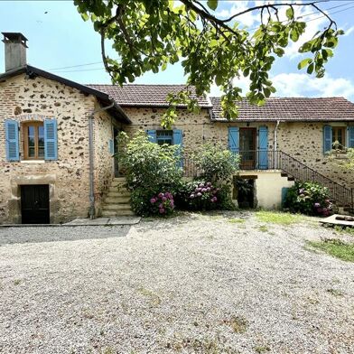 Maison 8 pièces 260700 €