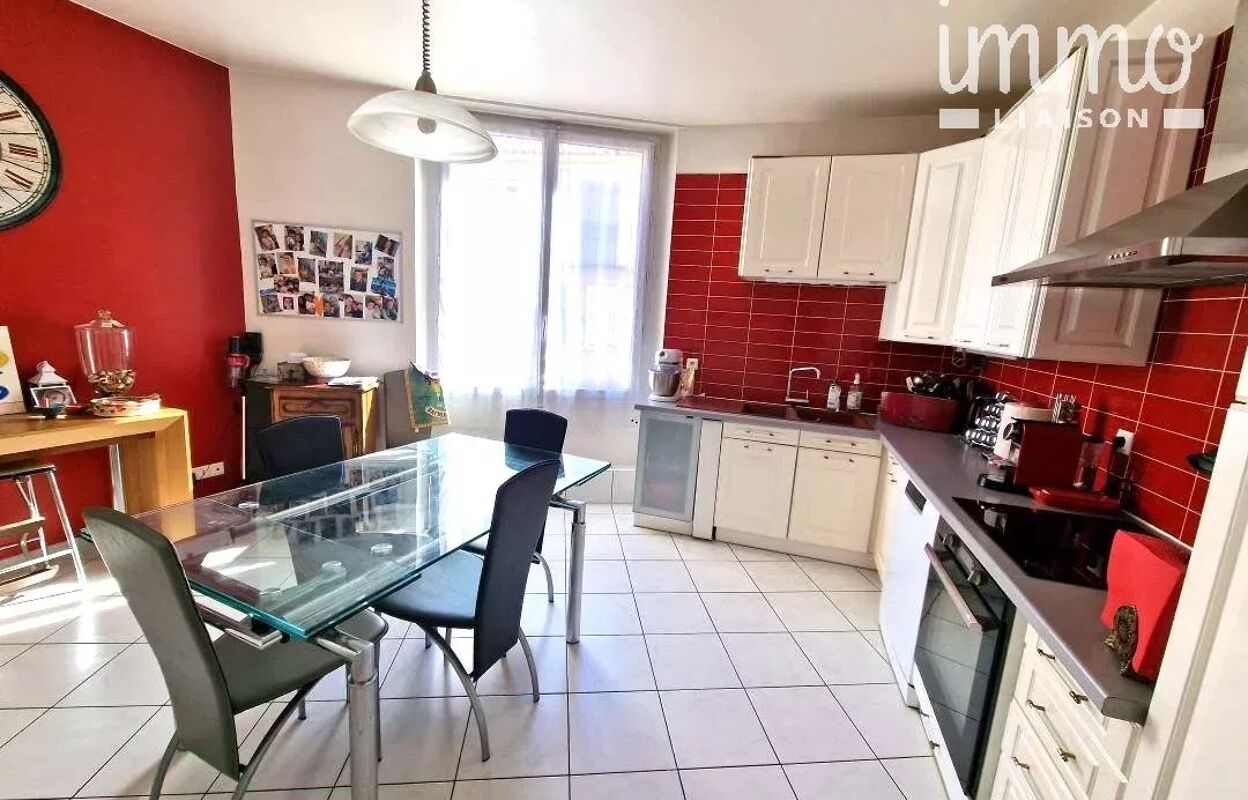 maison 10 pièces 150 m2 à vendre à Sainte-Cécile-les-Vignes (84290)