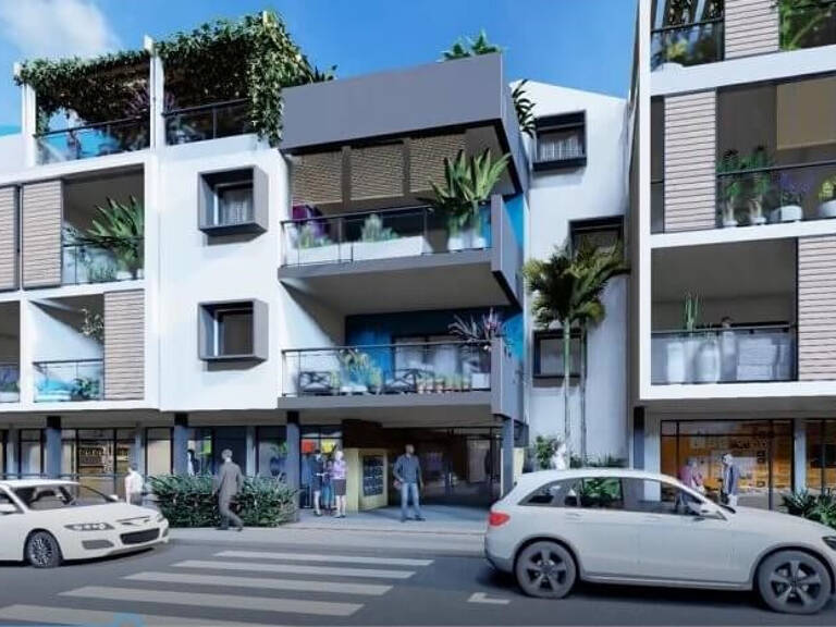 LOCAL COMMERCIAL DE 143 m2 en centre ville de Saint Pierre — photo 1