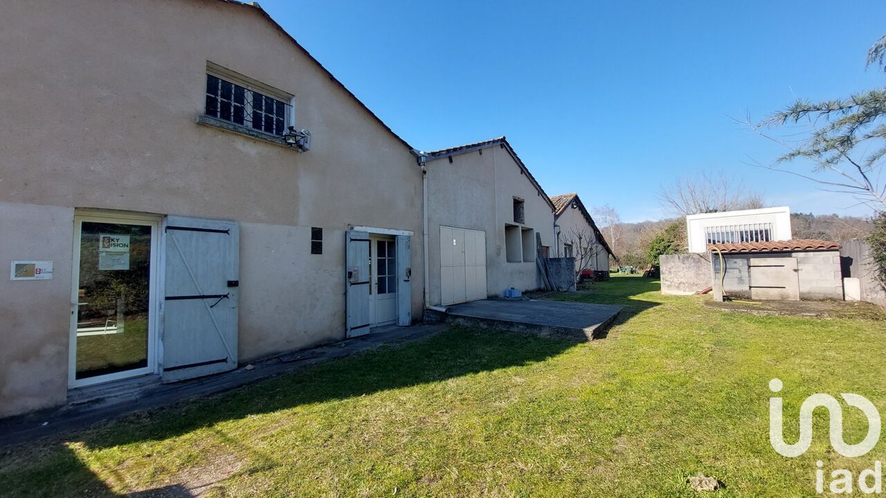 immeuble  pièces 248 m2 à vendre à Lamothe-Montravel (24230)