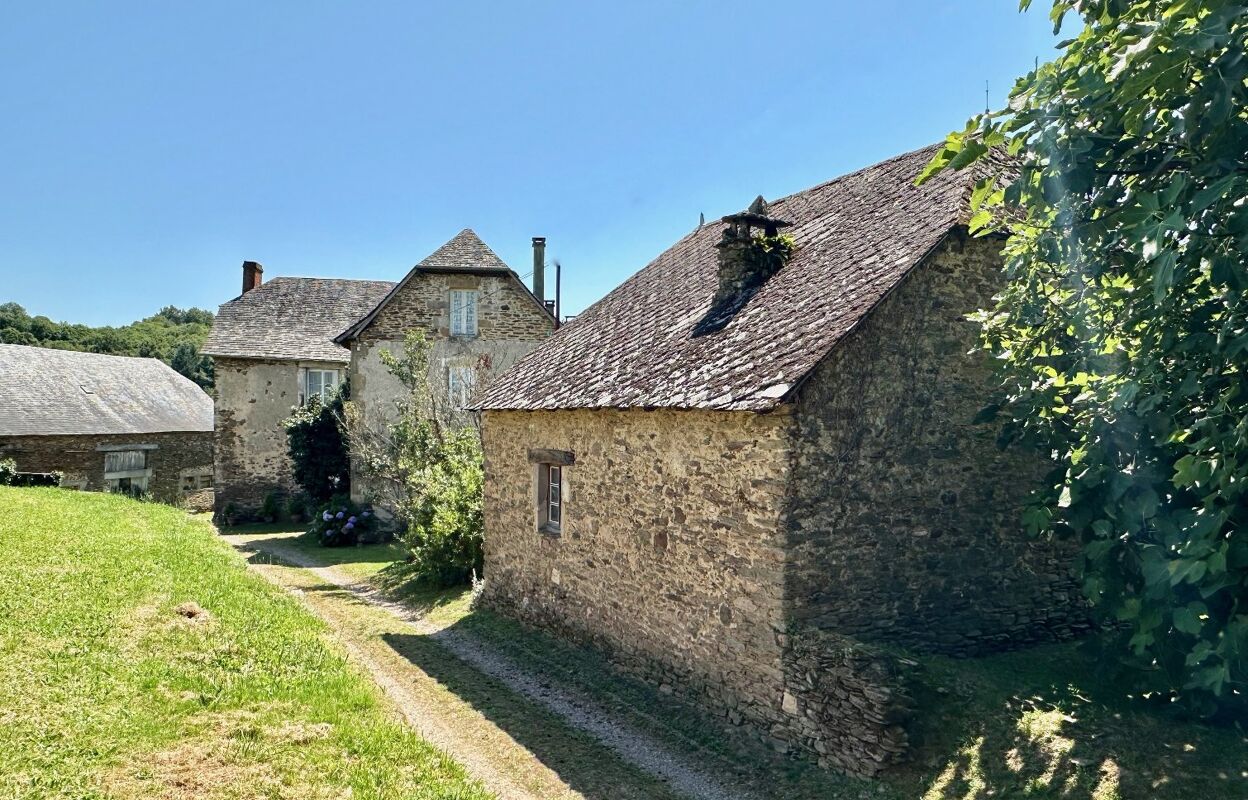 maison 6 pièces 142 m2 à vendre à Saint-Hilaire-Peyroux (19560)