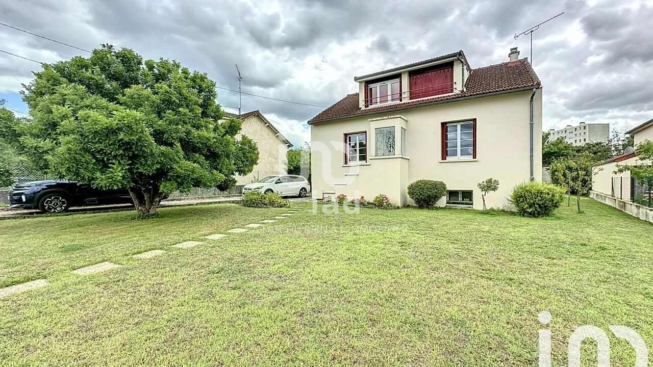 maison 6 pièces 107 m2 à vendre à Dammarie-les-Lys (77190)