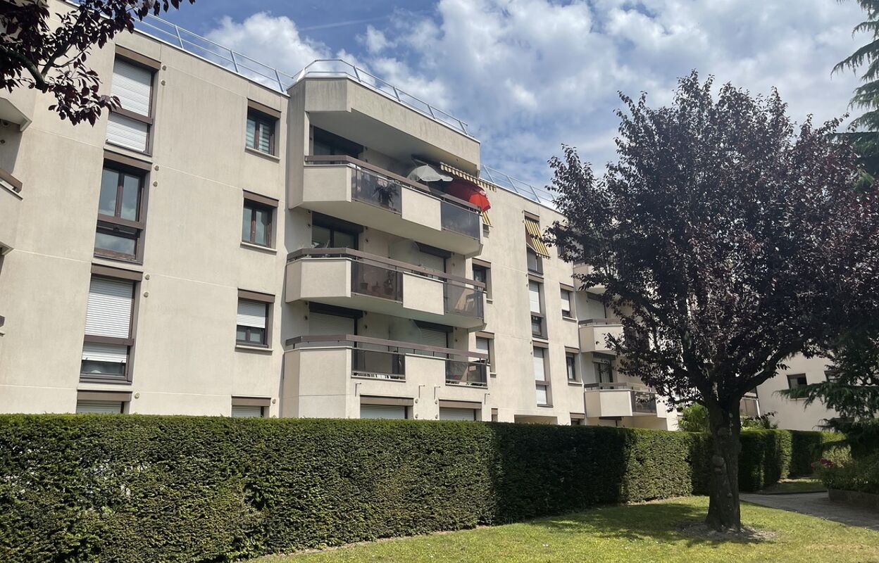 appartement 2 pièces 46 m2 à vendre à Livry-Gargan (93190)