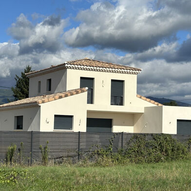 Maison 6 pièces 140 m²