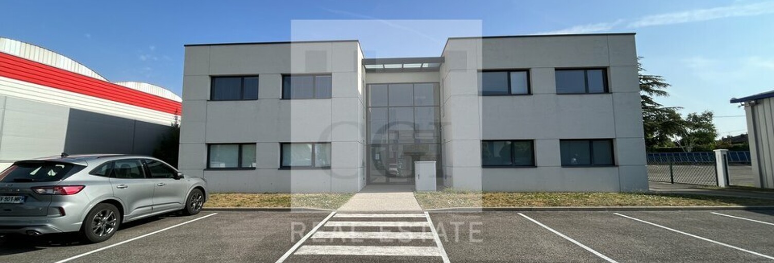 Bureau  380 m² à louer à Saint-Pierre-de-Chandieu (69780)