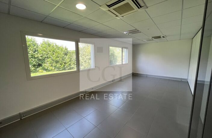 BUREAUX à LOUER — photo 5