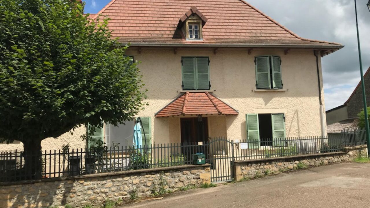 maison 10 pièces 146 m2 à vendre à Saint-Christophe-en-Brionnais (71800)