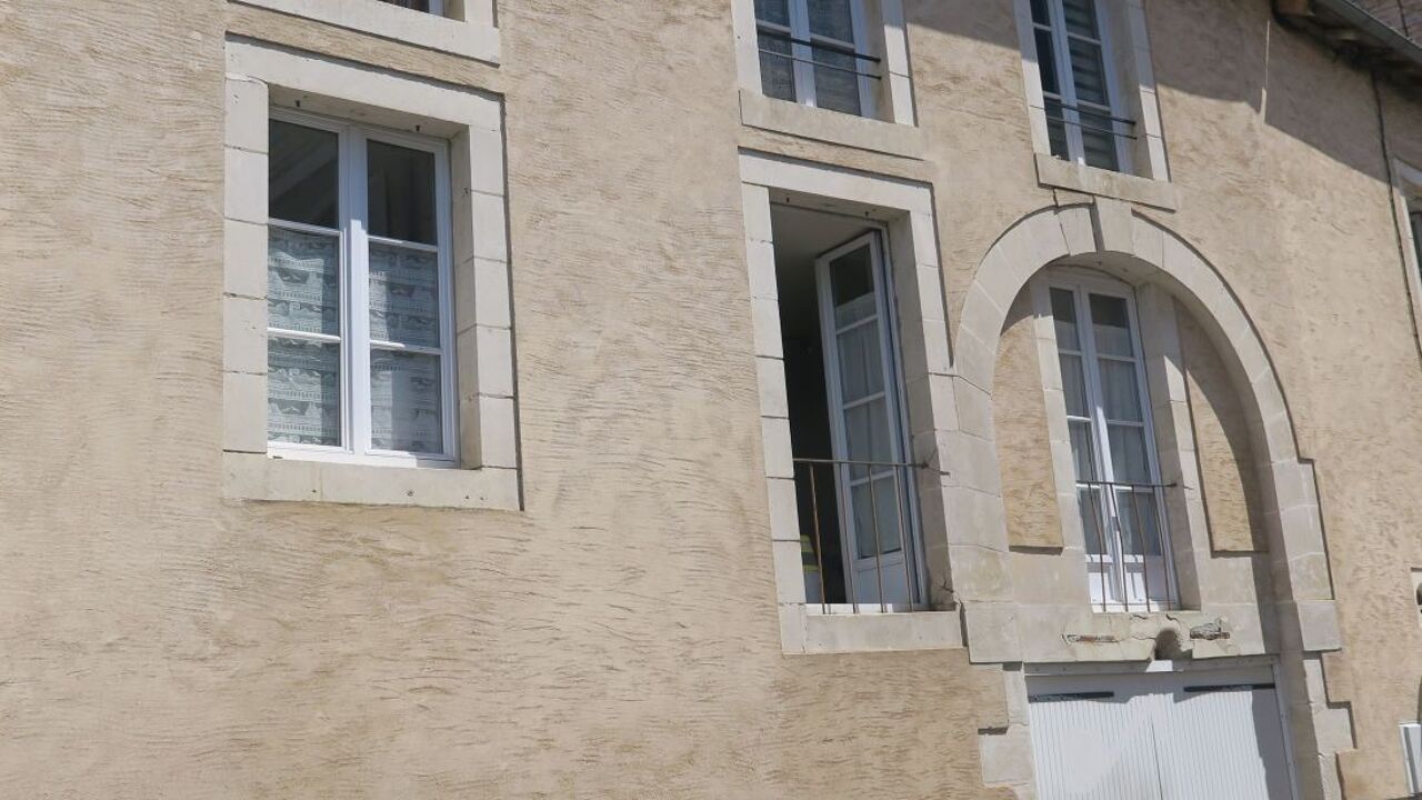 maison 10 pièces 262 m2 à vendre à Chauvigny (86300)