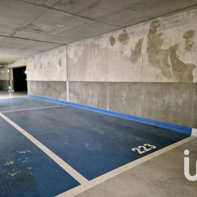 Parking 12 m²