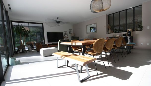 Villa / Maison 8 pièces  à vendre Pouillon 51220