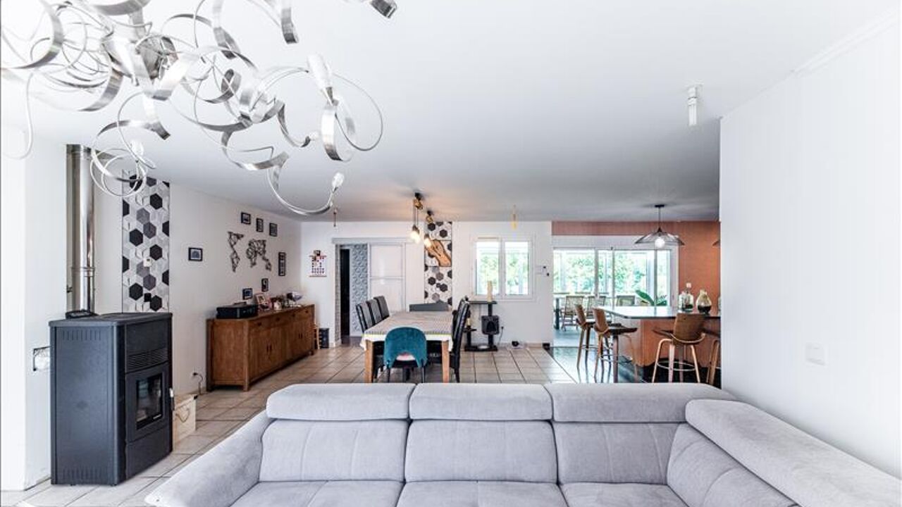 maison 5 pièces 175 m2 à vendre à Le Burgaud (31330)