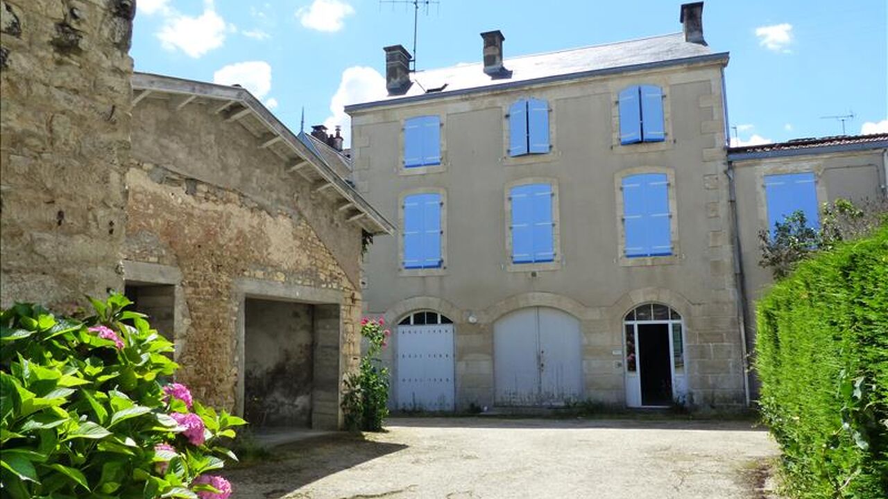 immeuble  pièces  m2 à vendre à Saint-Maixent-l'École (79400)