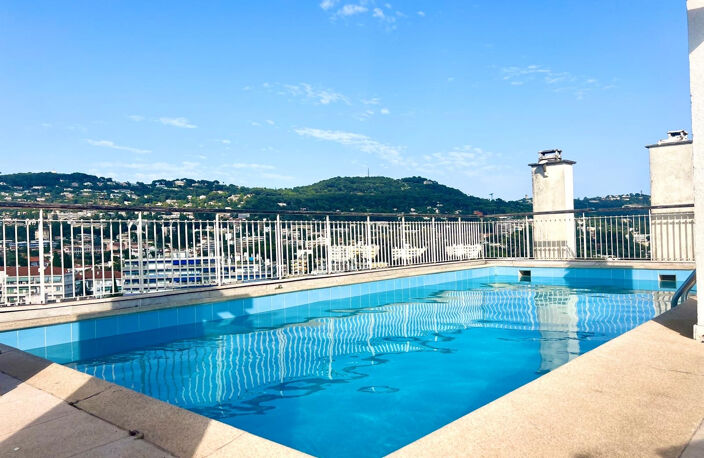 CANNET LIMITE CANNES T4 DE 110M2 REFAIT A NEUF TERRASSE PISI — photo 2
