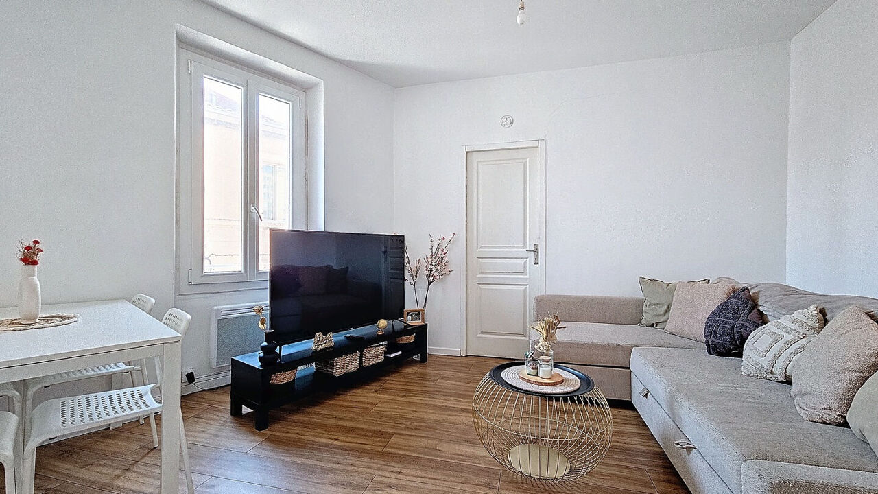 appartement 2 pièces 33 m2 à vendre à Marseille 3 (13003)