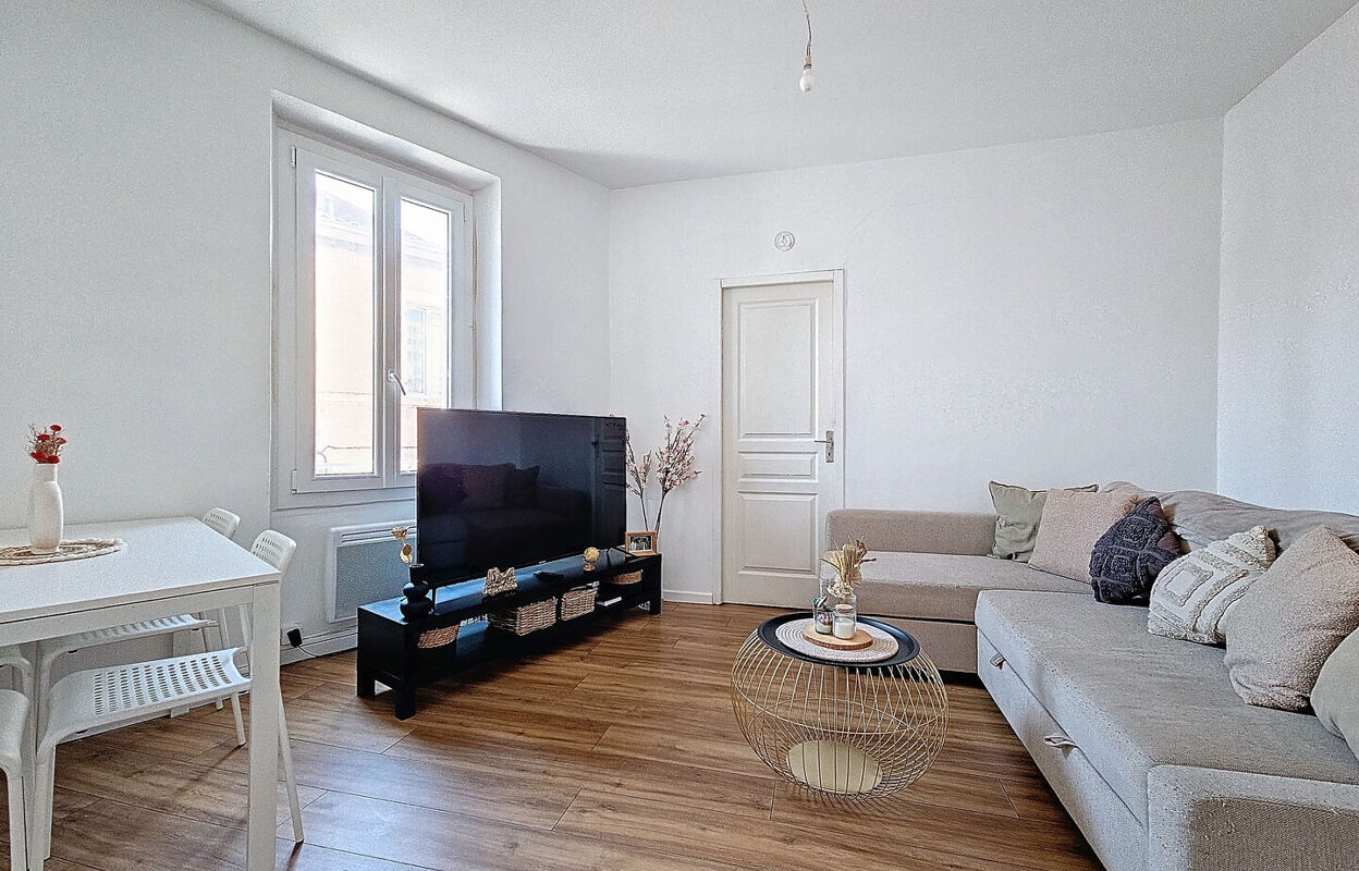 appartement 2 pièces 33 m2 à vendre à Marseille 3 (13003)