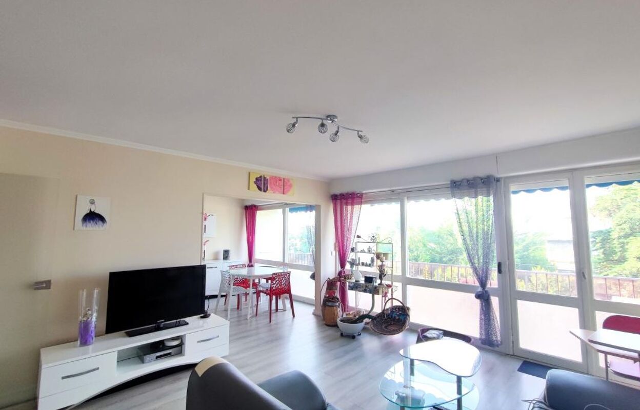 appartement 3 pièces 81 m2 à vendre à La Rochelle (17000)