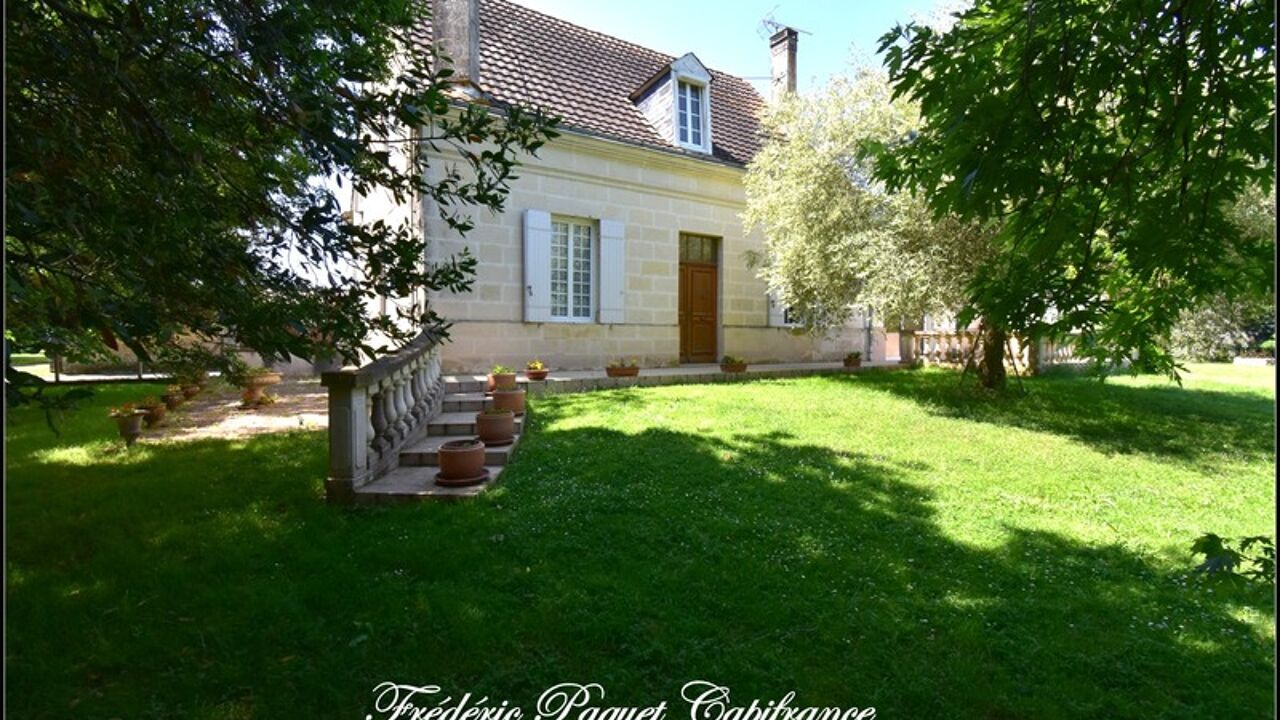 maison 9 pièces 598 m2 à vendre à Pons (17800)