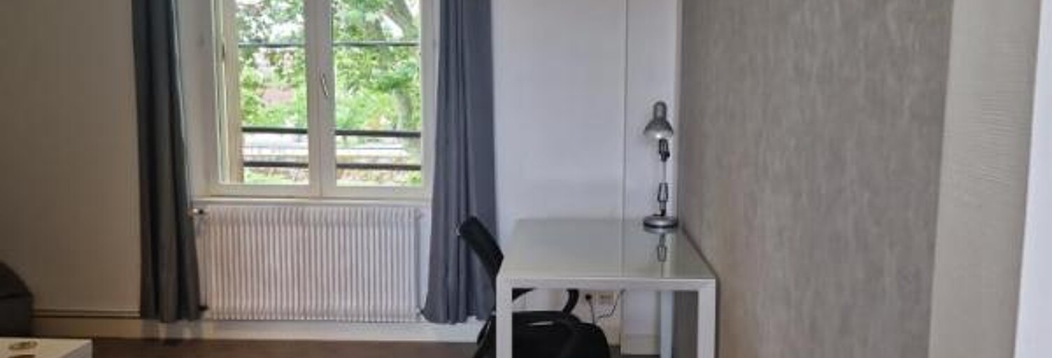 Appartement 1 Pièce 30 m² à louer à Montluçon (03100)