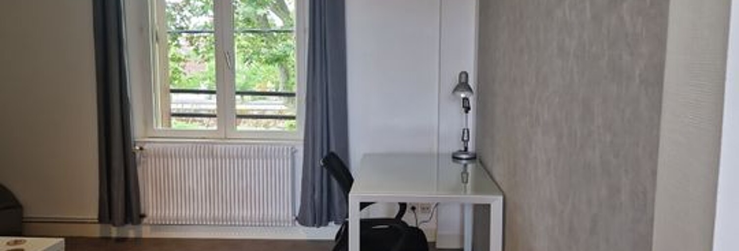 Appartement 1 Pièce 30 m² à louer à Montluçon (03100)