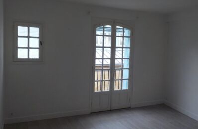 location appartement 397 € CC /mois à proximité de Berric (56230)